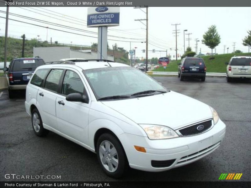 Cloud 9 White / Dark Flint/Light Flint 2006 Ford Focus ZXW SE Wagon