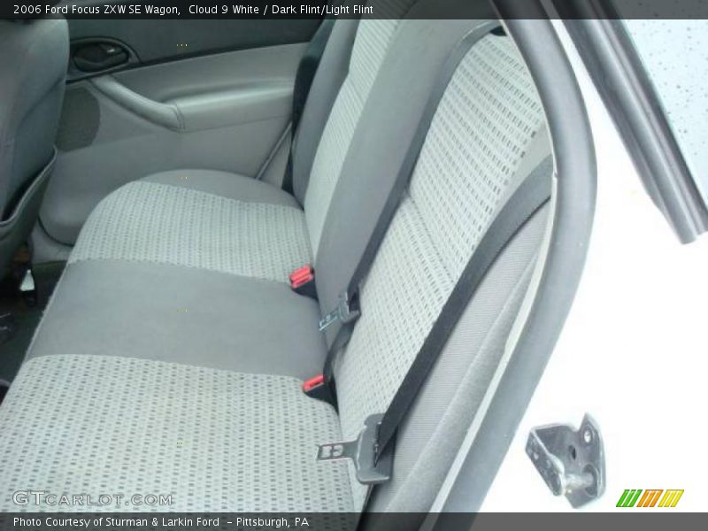 Cloud 9 White / Dark Flint/Light Flint 2006 Ford Focus ZXW SE Wagon