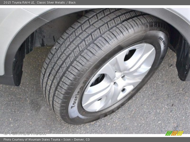 Classic Silver Metallic / Black 2015 Toyota RAV4 LE