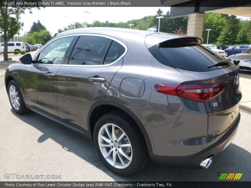 Vesuvio Gray Metallic / Black/Black 2018 Alfa Romeo Stelvio Ti AWD