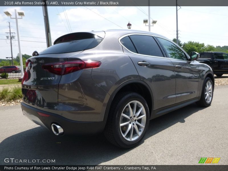 Vesuvio Gray Metallic / Black/Black 2018 Alfa Romeo Stelvio Ti AWD