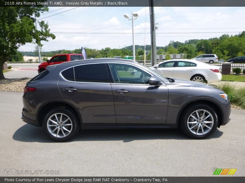 Vesuvio Gray Metallic / Black/Black 2018 Alfa Romeo Stelvio Ti AWD