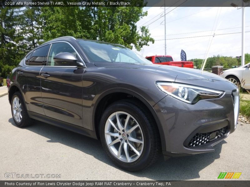 Vesuvio Gray Metallic / Black/Black 2018 Alfa Romeo Stelvio Ti AWD