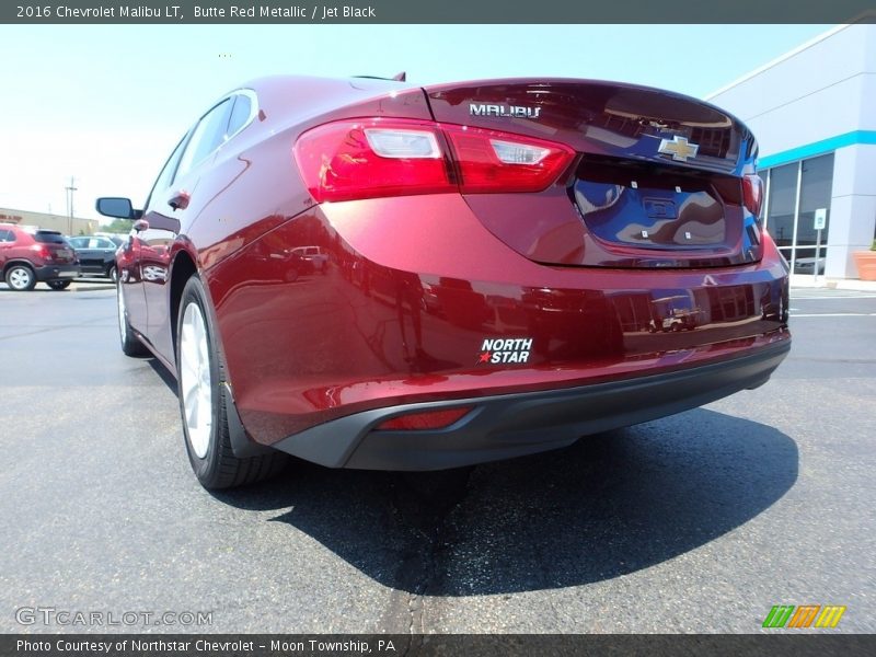 Butte Red Metallic / Jet Black 2016 Chevrolet Malibu LT