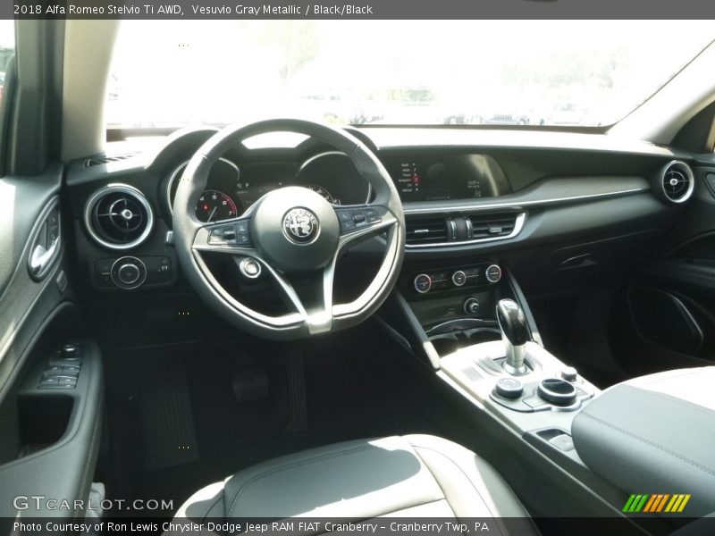 Vesuvio Gray Metallic / Black/Black 2018 Alfa Romeo Stelvio Ti AWD