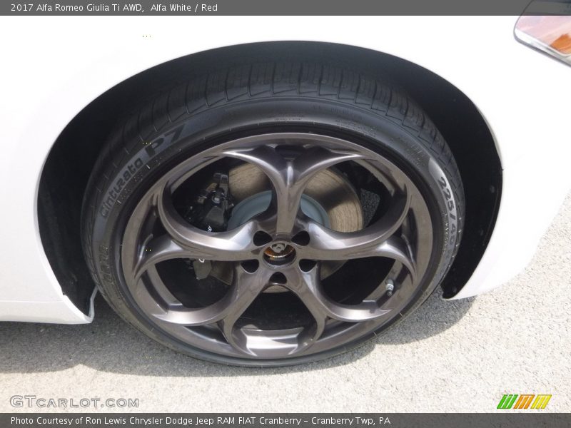 Alfa White / Red 2017 Alfa Romeo Giulia Ti AWD