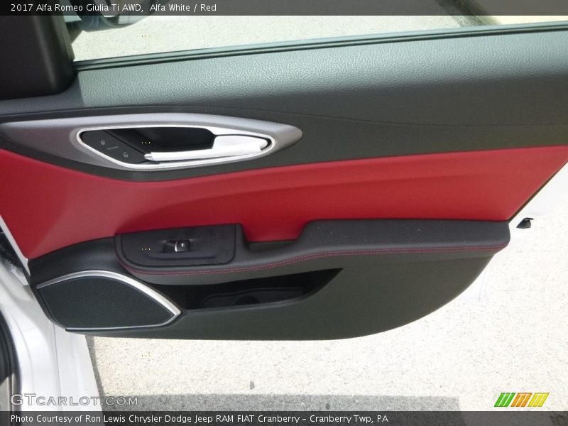 Alfa White / Red 2017 Alfa Romeo Giulia Ti AWD