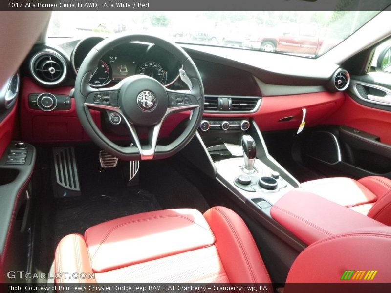 Alfa White / Red 2017 Alfa Romeo Giulia Ti AWD