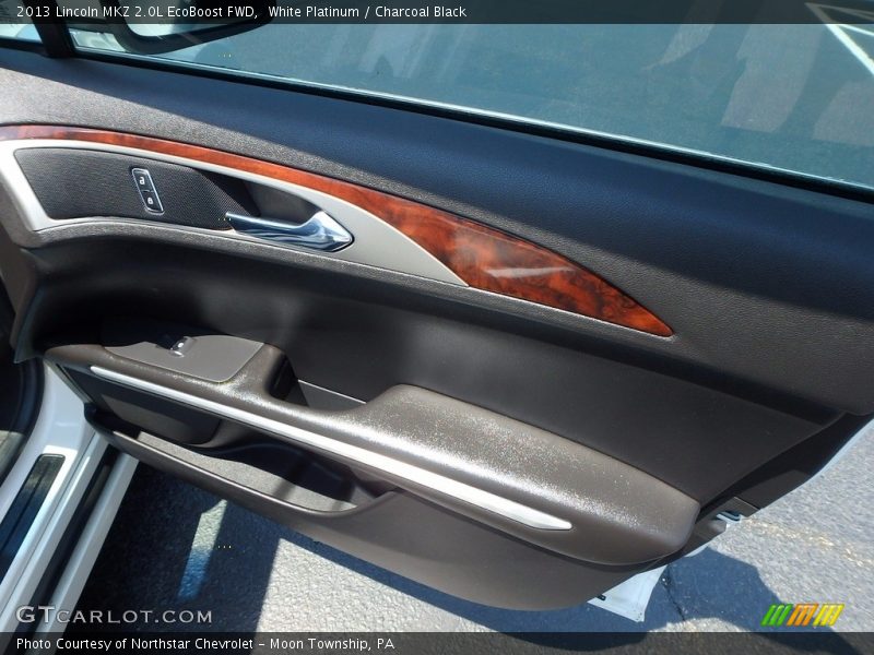 White Platinum / Charcoal Black 2013 Lincoln MKZ 2.0L EcoBoost FWD