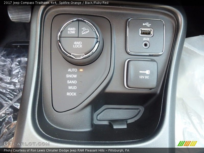 Spitfire Orange / Black/Ruby Red 2017 Jeep Compass Trailhawk 4x4