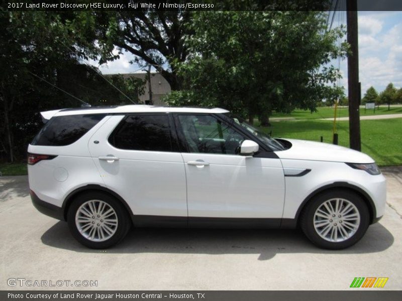  2017 Discovery HSE Luxury Fuji White