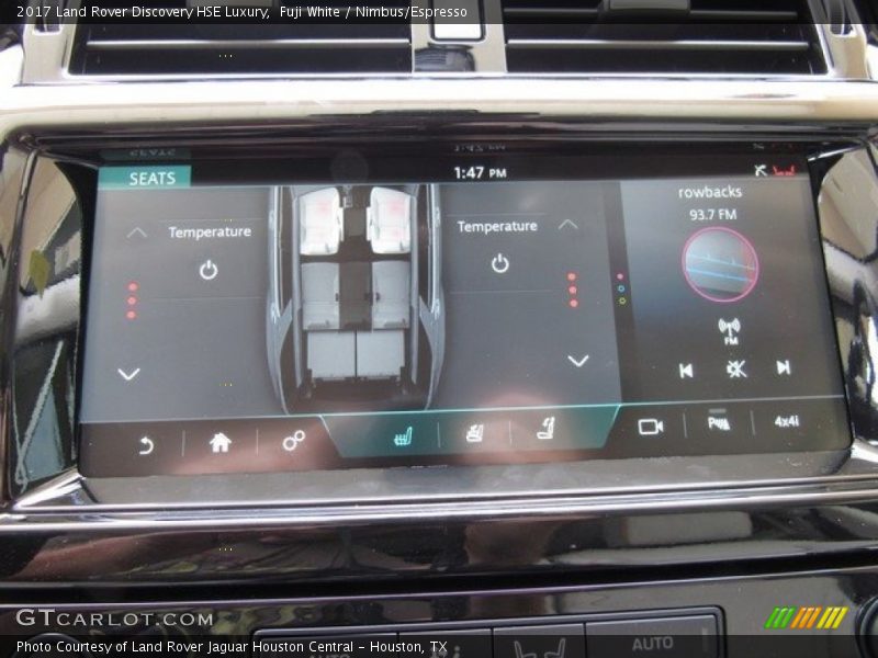 Fuji White / Nimbus/Espresso 2017 Land Rover Discovery HSE Luxury