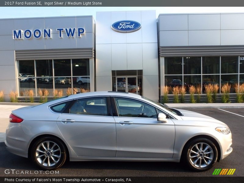 Ingot Silver / Medium Light Stone 2017 Ford Fusion SE