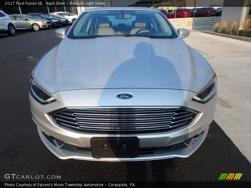 Ingot Silver / Medium Light Stone 2017 Ford Fusion SE