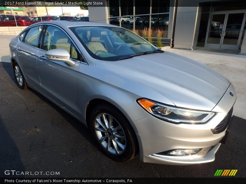 Ingot Silver / Medium Light Stone 2017 Ford Fusion SE