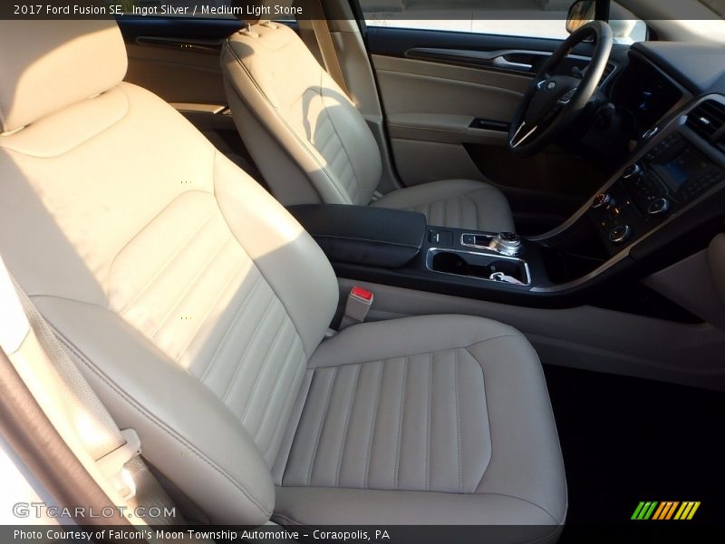 Ingot Silver / Medium Light Stone 2017 Ford Fusion SE