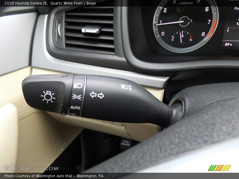 Quartz White Pearl / Beige 2018 Hyundai Sonata SE