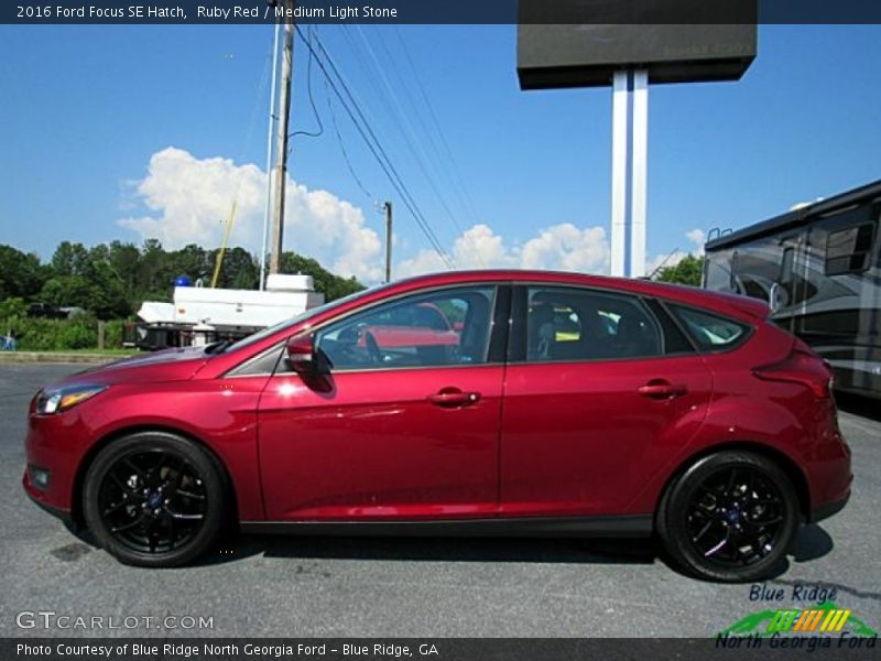 Ruby Red / Medium Light Stone 2016 Ford Focus SE Hatch