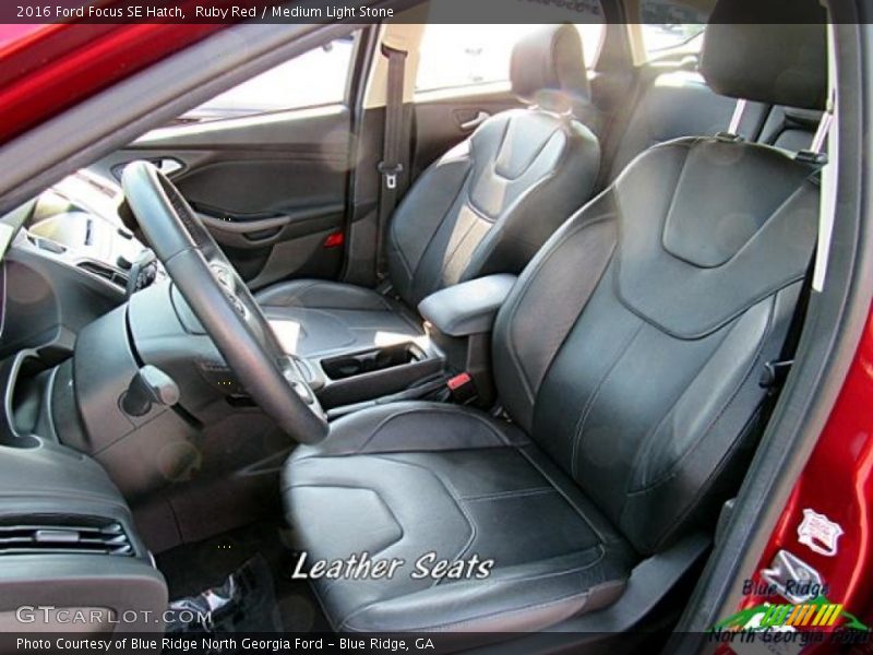 Ruby Red / Medium Light Stone 2016 Ford Focus SE Hatch