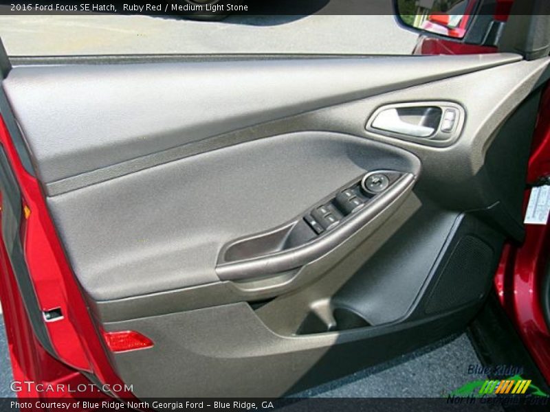 Ruby Red / Medium Light Stone 2016 Ford Focus SE Hatch
