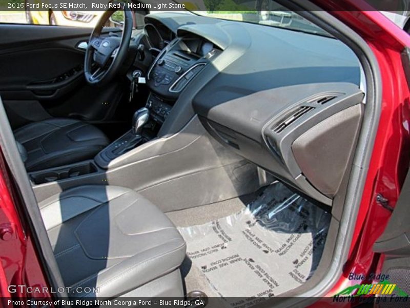 Ruby Red / Medium Light Stone 2016 Ford Focus SE Hatch