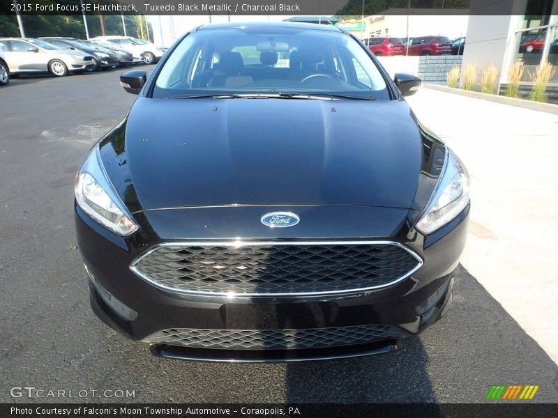 Tuxedo Black Metallic / Charcoal Black 2015 Ford Focus SE Hatchback