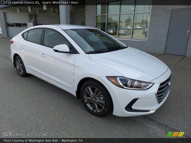 Front 3/4 View of 2018 Elantra SEL