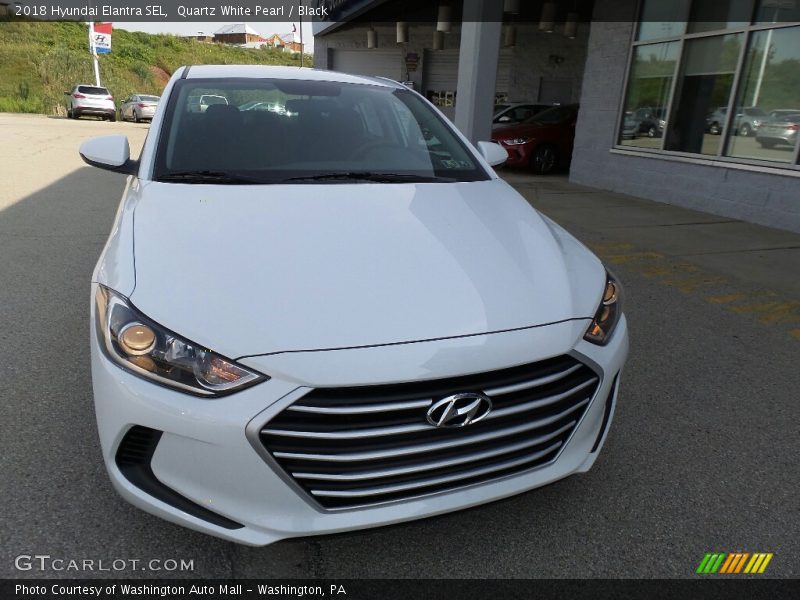 Quartz White Pearl / Black 2018 Hyundai Elantra SEL