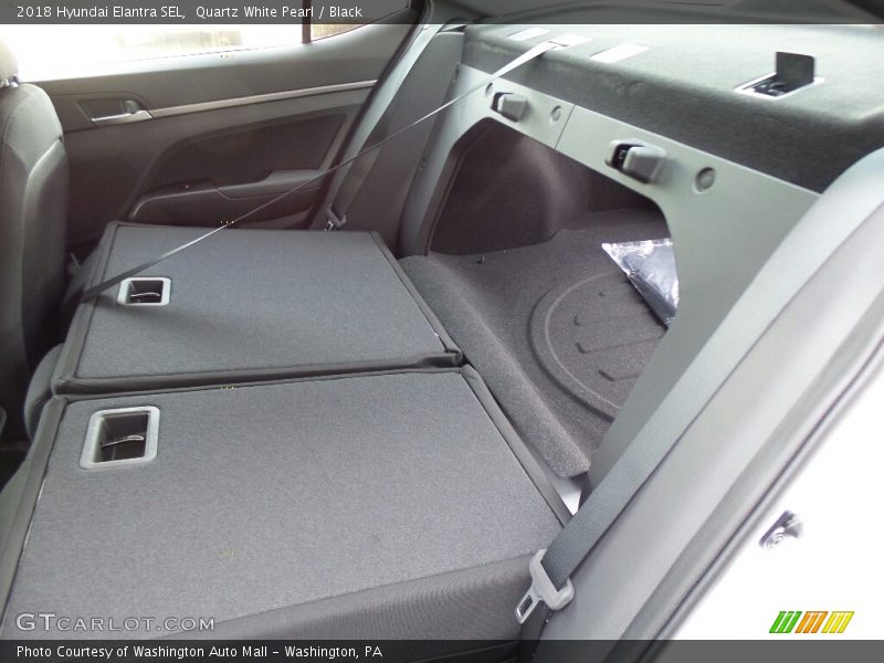Quartz White Pearl / Black 2018 Hyundai Elantra SEL