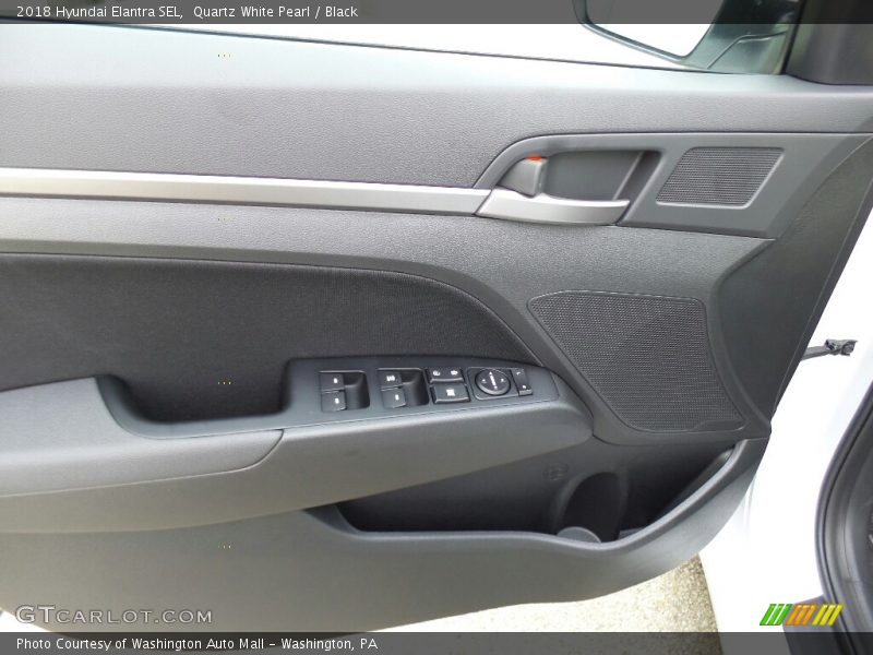 Quartz White Pearl / Black 2018 Hyundai Elantra SEL