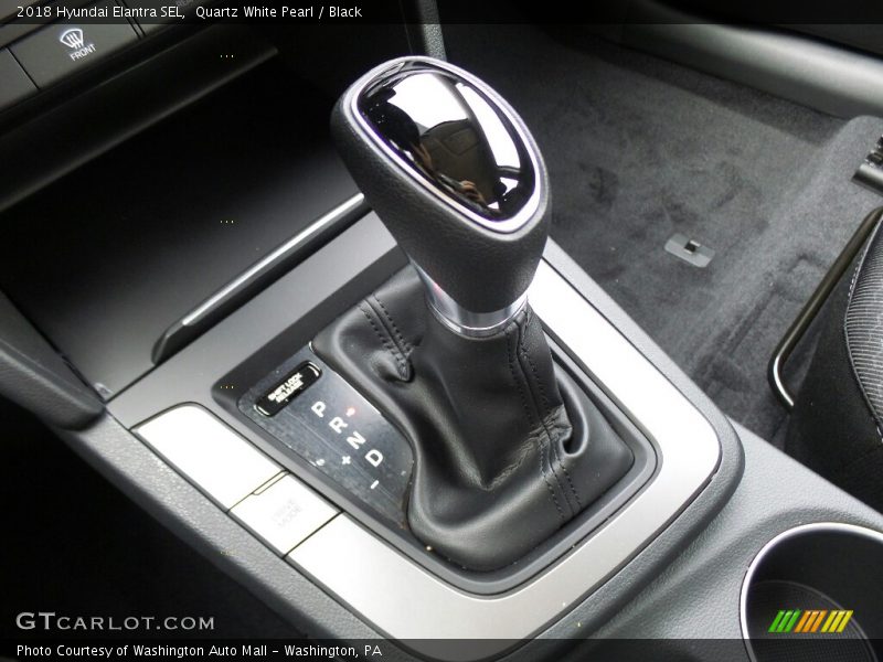 Quartz White Pearl / Black 2018 Hyundai Elantra SEL