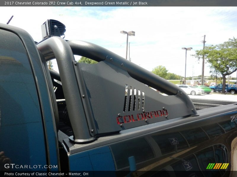 Deepwood Green Metallic / Jet Black 2017 Chevrolet Colorado ZR2 Crew Cab 4x4