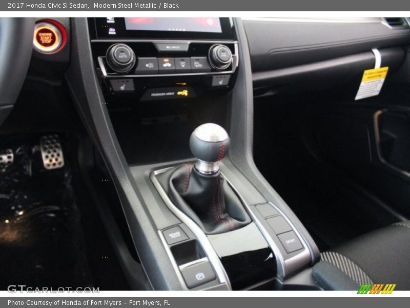 Modern Steel Metallic / Black 2017 Honda Civic Si Sedan
