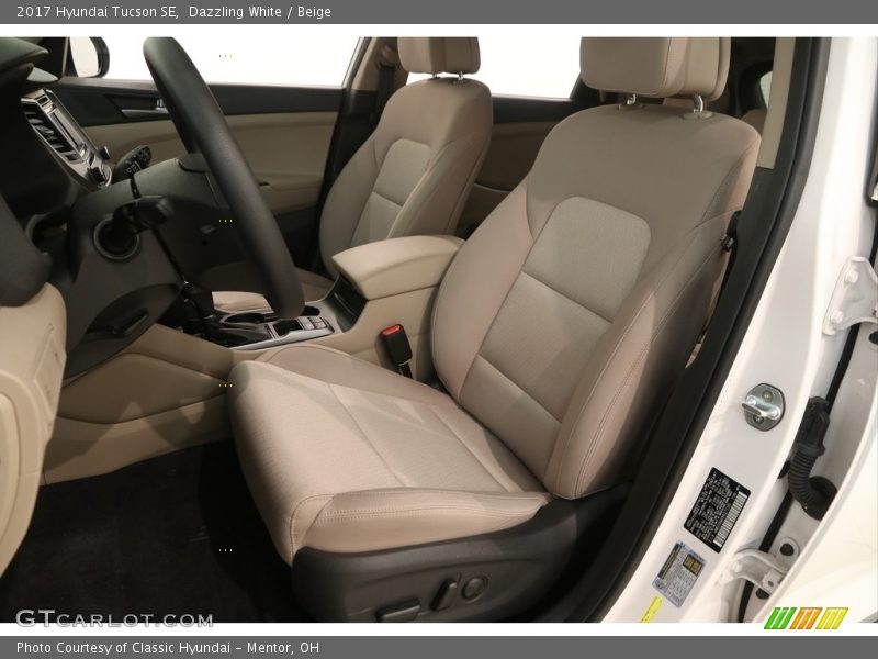 Dazzling White / Beige 2017 Hyundai Tucson SE