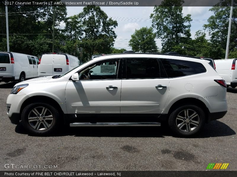 Iridescent Pearl Tricoat / Ebony/Saddle Up 2017 Chevrolet Traverse LT AWD