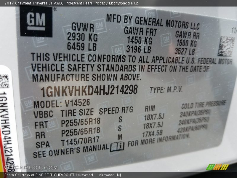 Iridescent Pearl Tricoat / Ebony/Saddle Up 2017 Chevrolet Traverse LT AWD