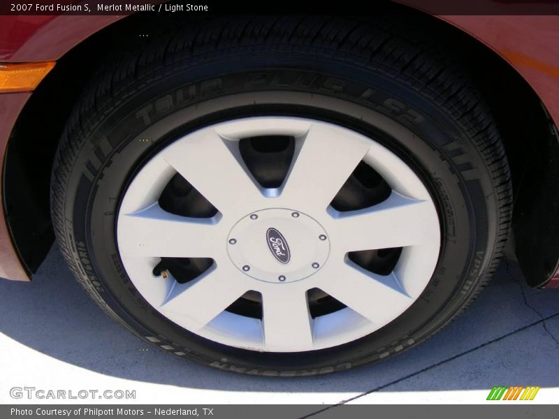 Merlot Metallic / Light Stone 2007 Ford Fusion S