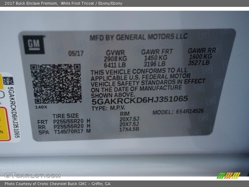 White Frost Tricoat / Ebony/Ebony 2017 Buick Enclave Premium