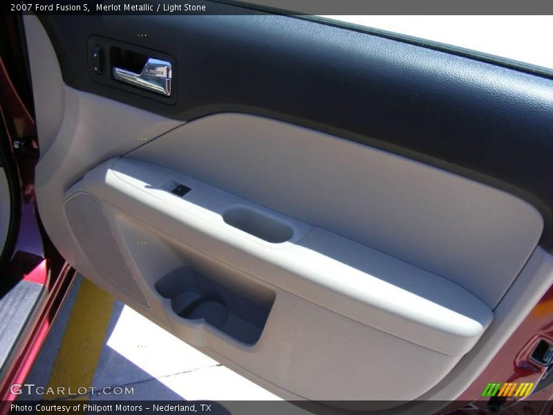 Merlot Metallic / Light Stone 2007 Ford Fusion S