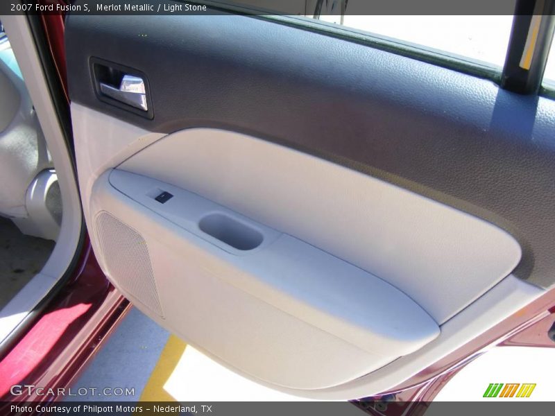 Merlot Metallic / Light Stone 2007 Ford Fusion S