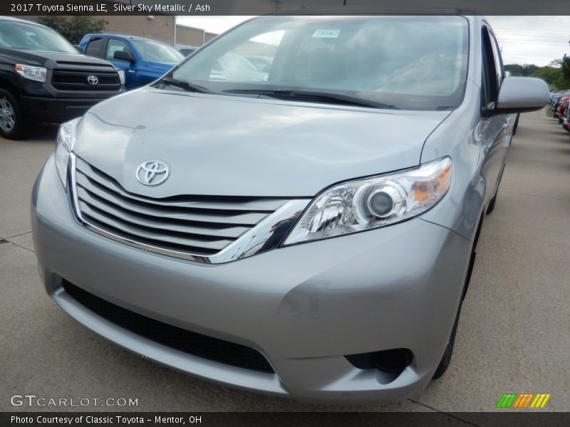 Silver Sky Metallic / Ash 2017 Toyota Sienna LE