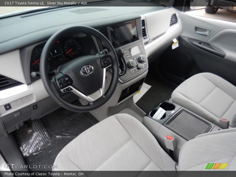 Silver Sky Metallic / Ash 2017 Toyota Sienna LE