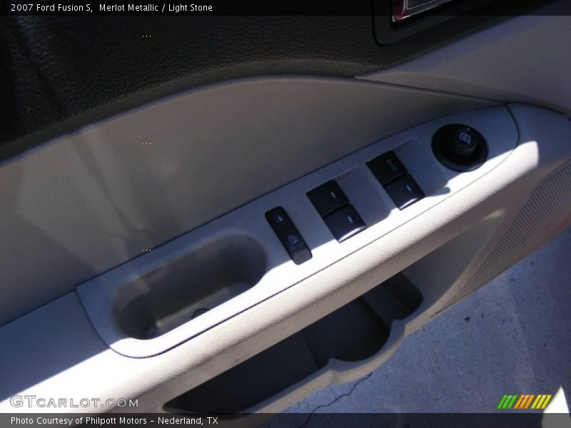 Merlot Metallic / Light Stone 2007 Ford Fusion S