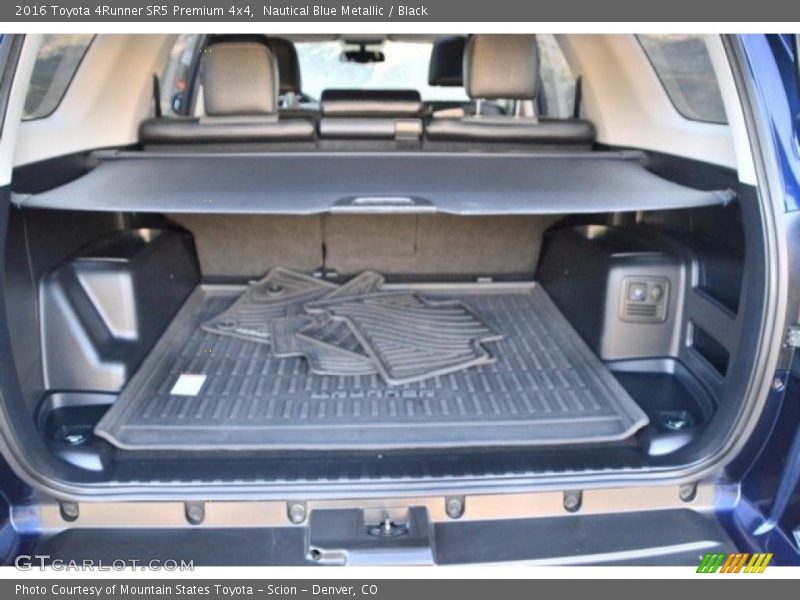 Nautical Blue Metallic / Black 2016 Toyota 4Runner SR5 Premium 4x4