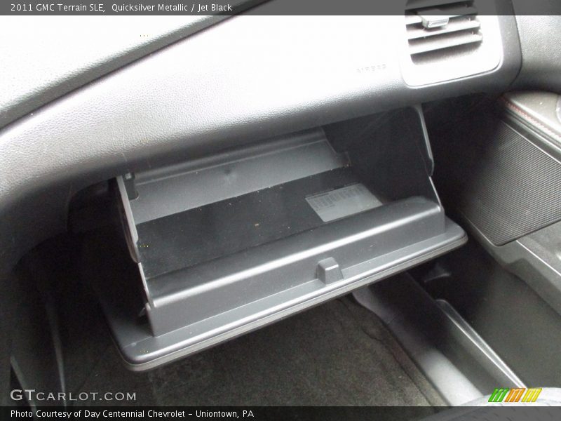 Quicksilver Metallic / Jet Black 2011 GMC Terrain SLE