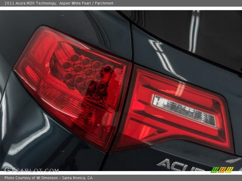 Aspen White Pearl / Parchment 2011 Acura MDX Technology