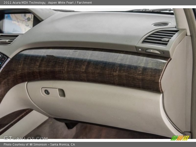 Aspen White Pearl / Parchment 2011 Acura MDX Technology