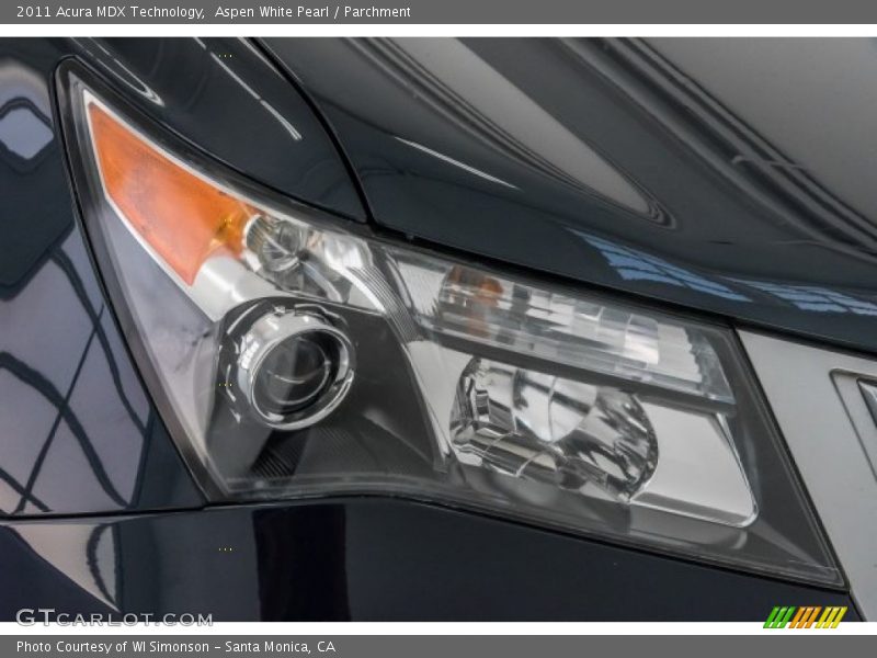 Aspen White Pearl / Parchment 2011 Acura MDX Technology