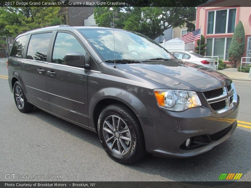 Granite / Black/Light Graystone 2017 Dodge Grand Caravan SXT
