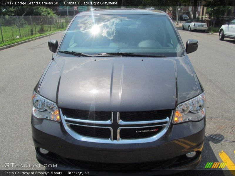 Granite / Black/Light Graystone 2017 Dodge Grand Caravan SXT